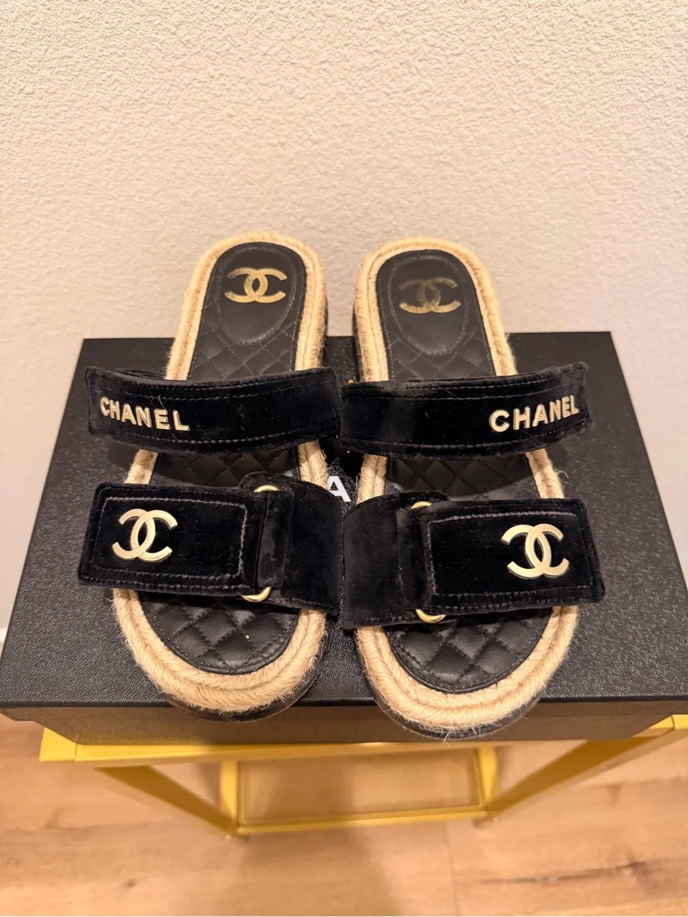 CHANEL designer slide